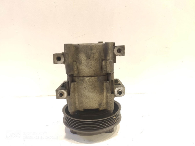 COMPRESOR AIRE ACONDICIONADO FORD FIESTA 1996