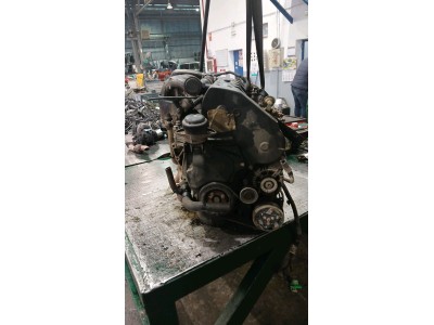 Motor CITROEN SAXO 2001