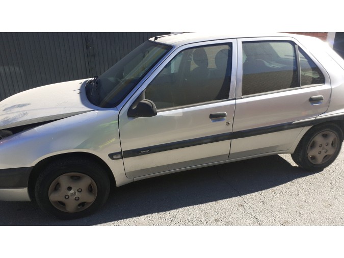 ELEVALUNAS TRASERO DERECHO CITROEN SAXO 2001