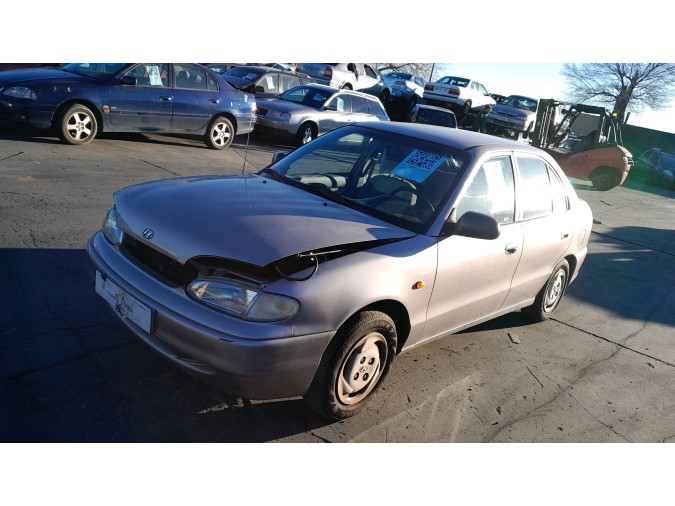 ELEVALUNAS TRASERO DERECHO HYUNDAI ACCENT 1995