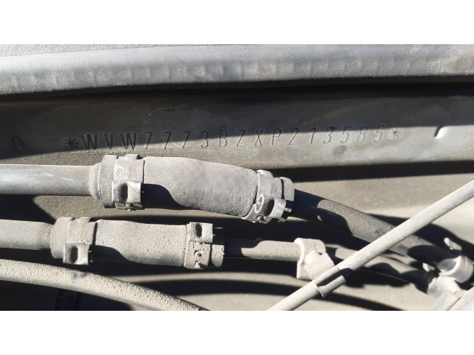PUERTA TRASERA DERECHA VOLKSWAGEN PASSAT 1998