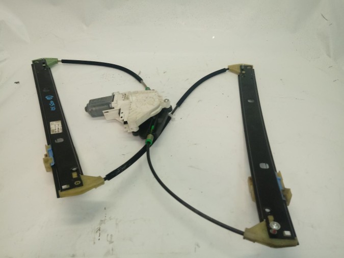 ELEVALUNAS DELANTERO IZQUIERDO RENAULT CLIO 2010