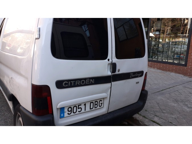 CERRADURA PUERTA TRASERA DERECHA CITROEN BERLINGO 2004