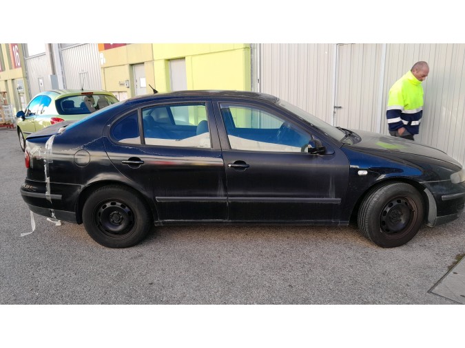 FARO DELANTERO DERECHO SEAT TOLEDO 2000