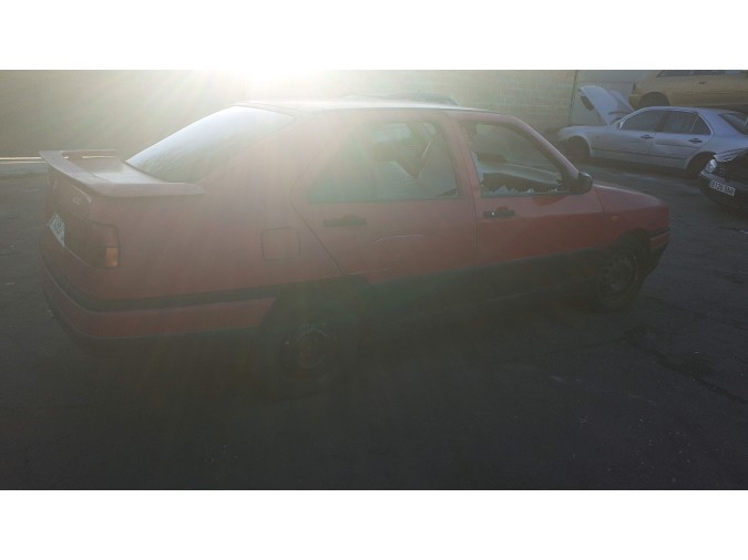 CERRADURA PORTON TRASERO SEAT TOLEDO 1995