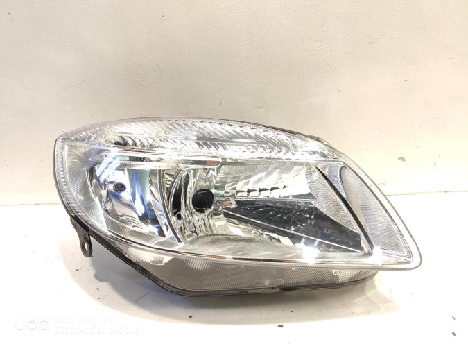 FARO DELANTERO DERECHO SKODA FABIA 2007
