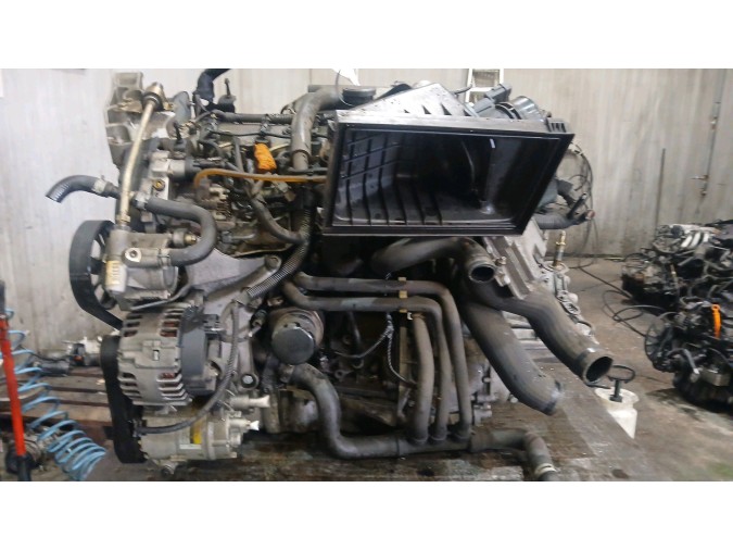 MOTOR CON ACCESORIOS Y CAJA DE CAMBIOS NISSAN PRIMERA 2006