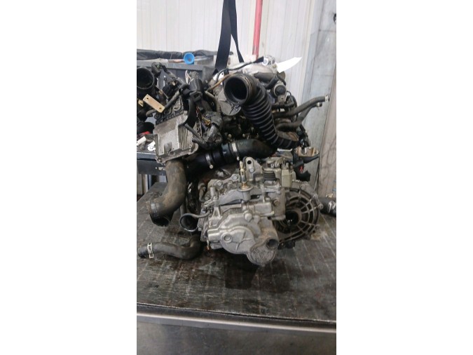 MOTOR CON ACCESORIOS Y CAJA DE CAMBIOS NISSAN PRIMERA 2006
