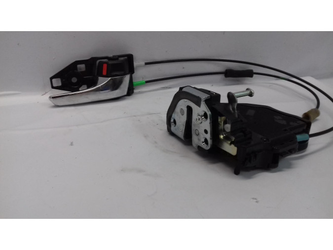 CERRADURA PUERTA TRASERA DERECHA TOYOTA RAV4 2018