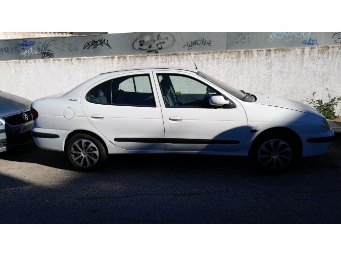ELEVALUNAS TRASERO DERECHO RENAULT MÉGANE CLASSIC 2003