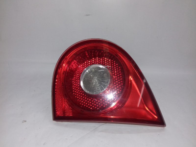 PILOTO TRASERO DERECHO RENAULT GOLF 2005