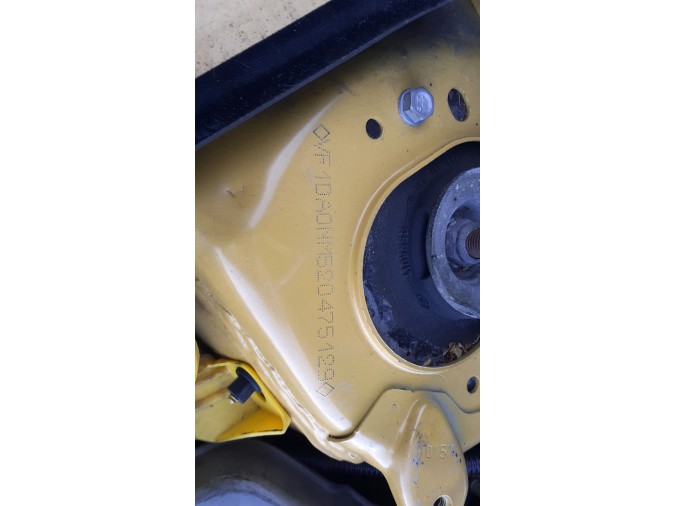 ALETA DELANTERA DERECHA RENAULT MÉGANE 1999