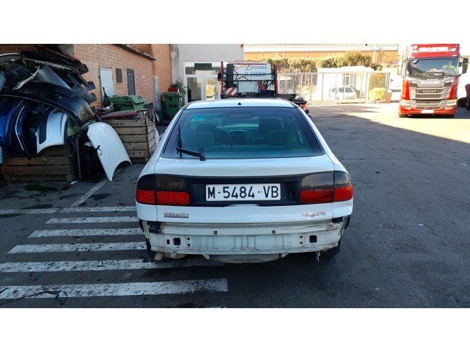 PRETENSOR CINTURÓN DELANTERO DERECHO RENAULT LAGUNA 1997