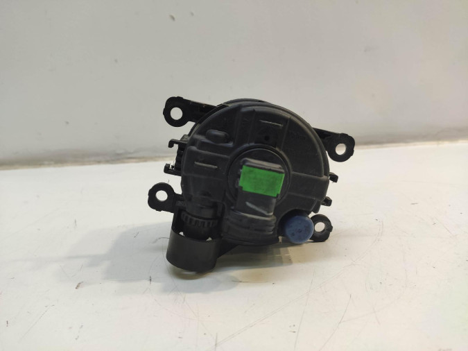 FARO ANTINIEBLA DELANTERO  MERCEDES C CLASS 2008