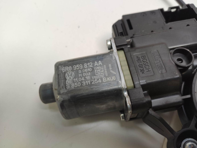 ELEVALUNAS TRASERO DERECHO VOLKSWAGEN POLO 2016
