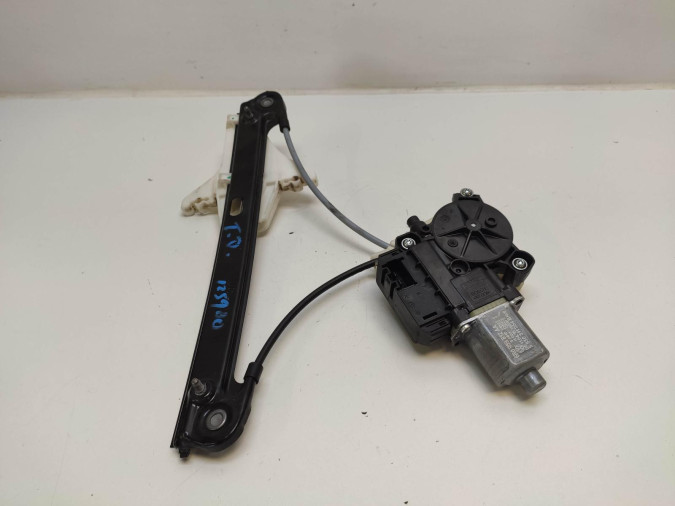 ELEVALUNAS TRASERO DERECHO VOLKSWAGEN POLO 2016