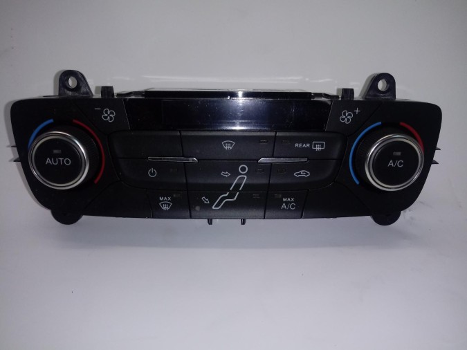 MANDO CALEFACCIÓN FORD FOCUS 2017