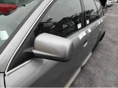 Retrovisor Izquierdo VOLKSWAGEN POLO 2001
