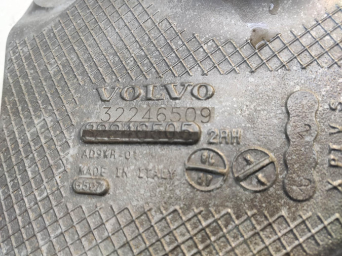 BRAZO SUSPENSION INFERIOR TRASERO IZQUIERDO VOLVO V90 2019