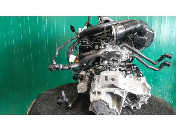 MOTOR CON ACCESORIOS SIN CAJA DE CAMBIOS SEAT LEON 2025