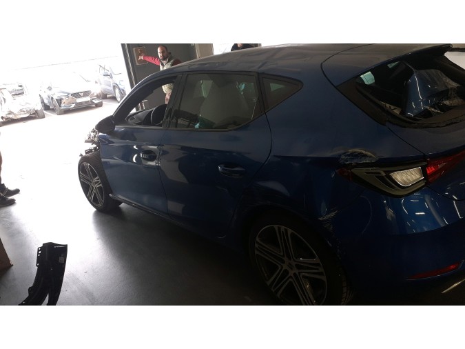 SILENCIOSO CENTRAL SEAT LEON 2024