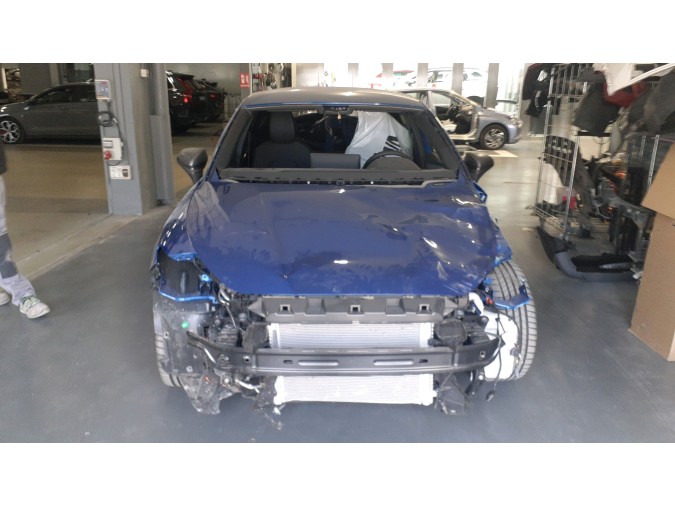 SILENCIOSO CENTRAL SEAT LEON 2024