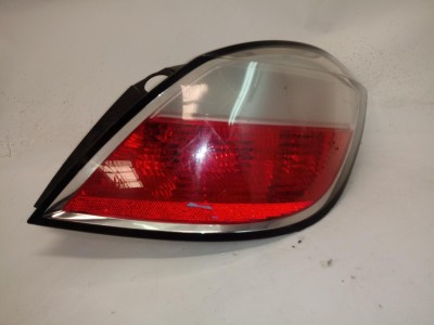 PILOTO TRASERO DERECHO OPEL ASTRA 2007