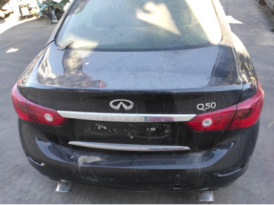 PORTON TRASERO INFINITI Q50 2016