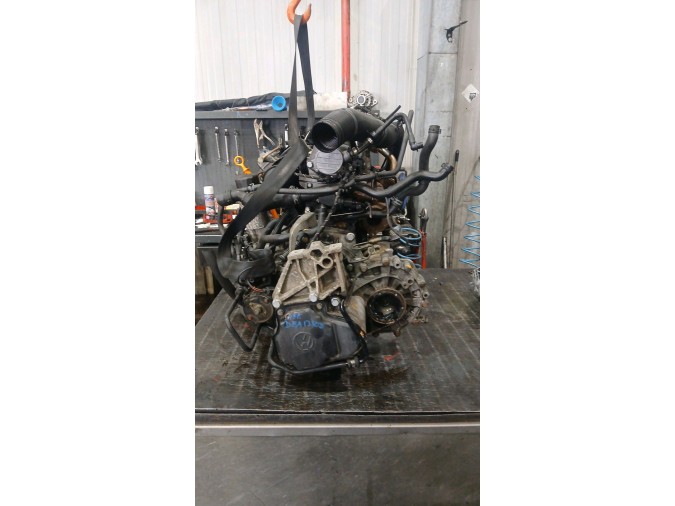 MOTOR CON ACCESORIOS Y CAJA DE CAMBIOS SKODA OCTAVIA 1999