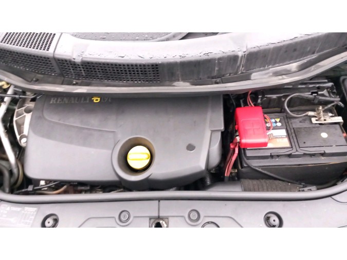 PARAGOLPES DELANTERO RENAULT MÉGANE SCÉNIC 2005