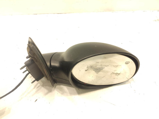 RETROVISOR DERECHO CHRYSLER PT CRUISER NEGRO SIN PINTAR 2000
