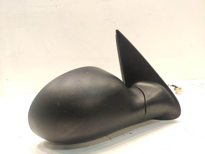 RETROVISOR DERECHO CHRYSLER PT CRUISER NEGRO SIN PINTAR 2000