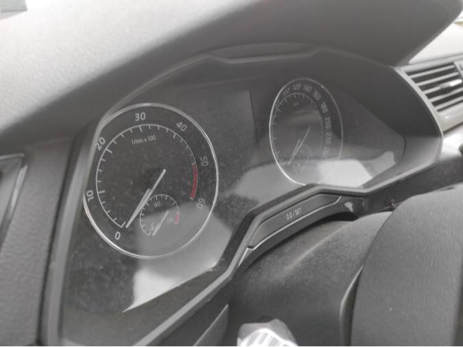 CUADRO INSTRUMENTOS SKODA SUPERB 2018