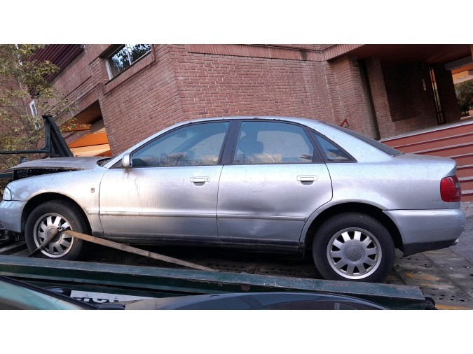 ELEVALUNAS TRASERO DERECHO AUDI A4 1998