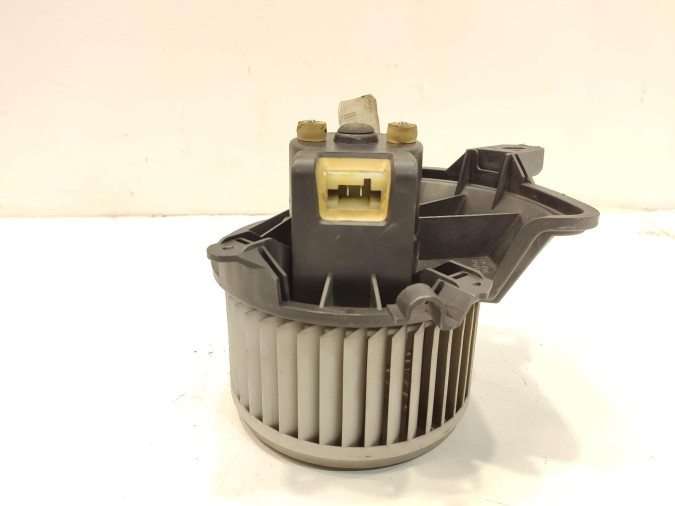 MOTOR CALEFACCION OPEL CORSA 2008