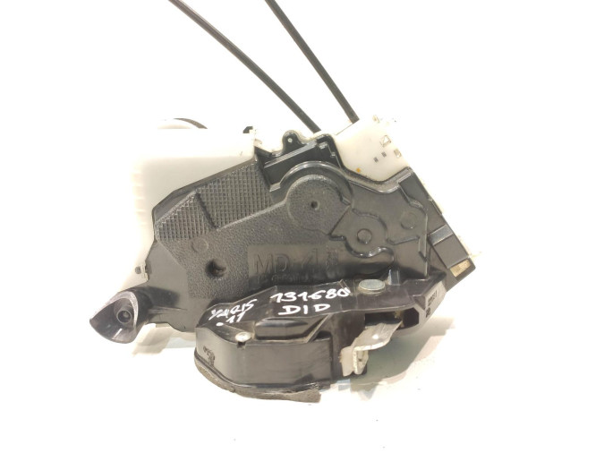 CERRADURA PUERTA DELANTERA DERECHA TOYOTA YARIS 2011