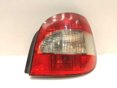 PILOTO TRASERO DERECHO RENAULT SCENIC 2000