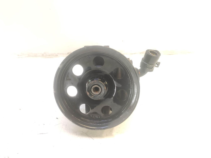 BOMBA SERVODIRECCION KIA CARENS 2000