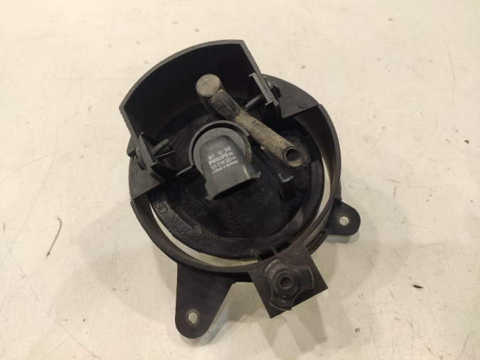 FARO ANTINIEBLA DELANTERO IZQUIERDO KIA CARNIVAL 2004