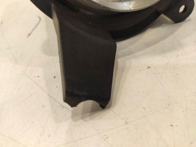 FARO ANTINIEBLA DELANTERO IZQUIERDO KIA CARNIVAL 2004