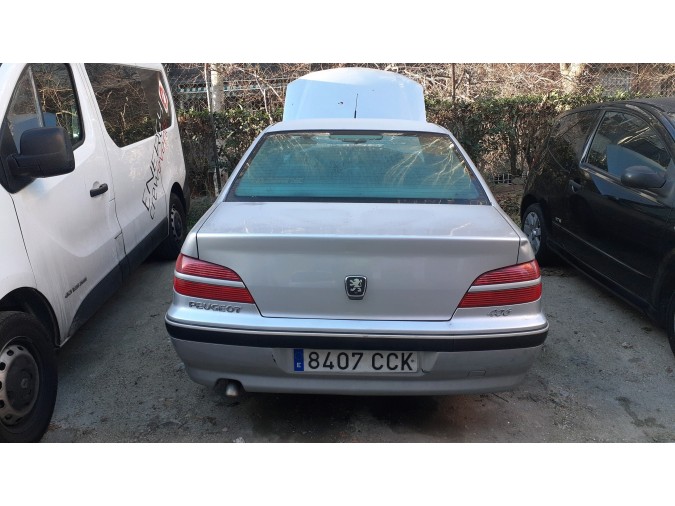 PUERTA TRASERA IZQUIERDA PEUGEOT 406 2002