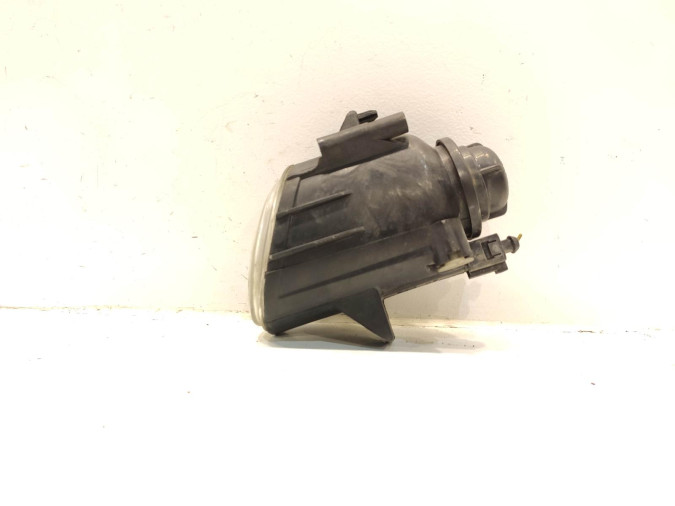 FARO ANTINIEBLA DELANTERO DERECHO HYUNDAI GETZ 2002