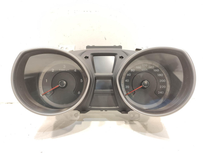 CUADRO INSTRUMENTOS HYUNDAI I30 2013