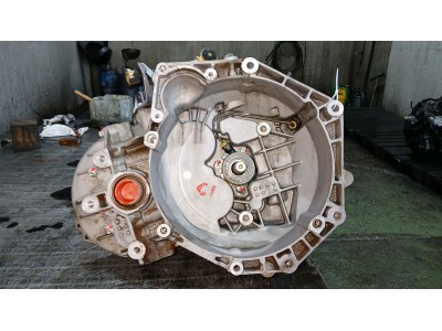 CAJA CAMBIOS OPEL ZAFIRA 2009