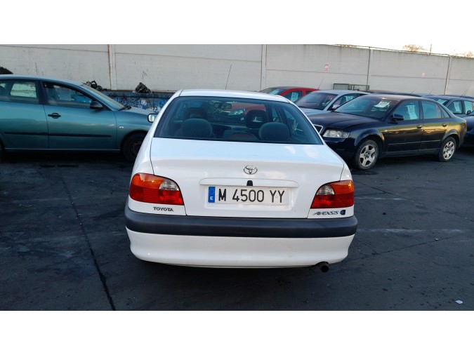MECANICA TRASERA TOYOTA AVENSIS 2000