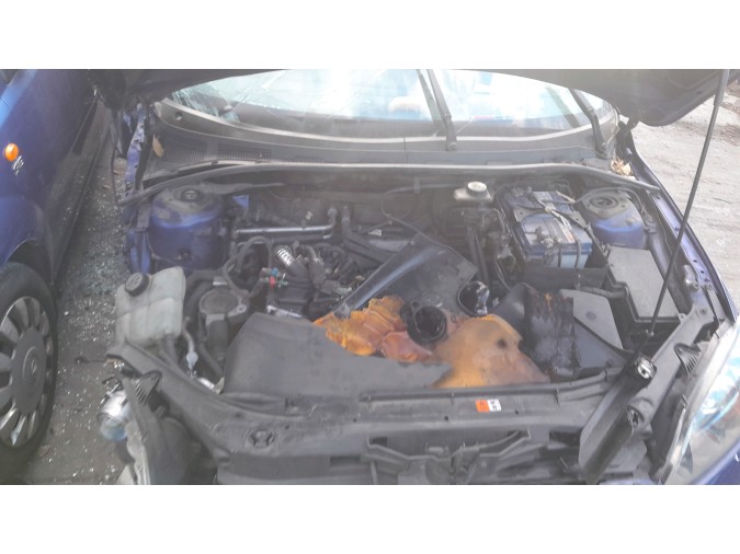 ELECTROVENTILADOR MAZDA 3 2006