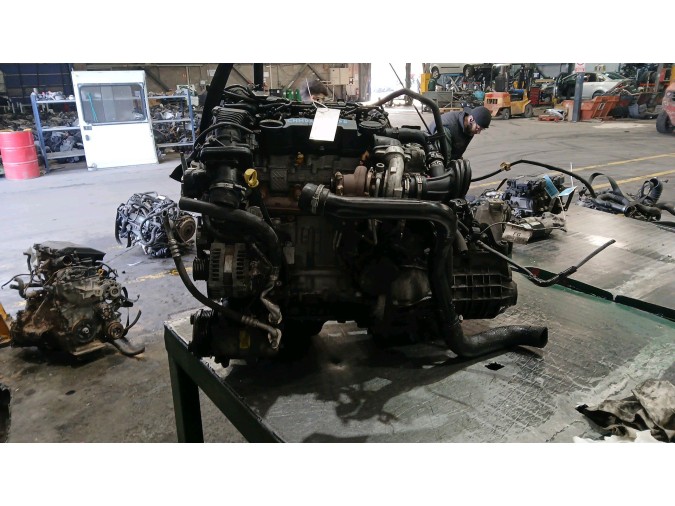 MOTOR CON ACCESORIOS SIN CAJA DE CAMBIOS FORD FOCUS 2008