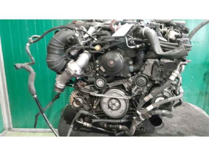 MOTOR CON ACCESORIOS Y CAJA DE CAMBIOS MERCEDES C 220 CDI 2012