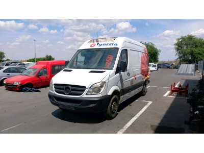 MOTOR CON ACCESORIOS Y CAJA DE CAMBIOS MERCEDES SPRINTER 2008