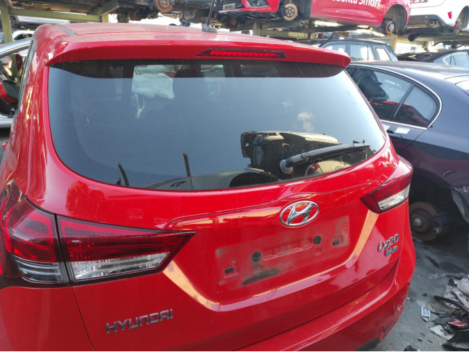 PORTON TRASERO HYUNDAI IX20 ROJO 41277